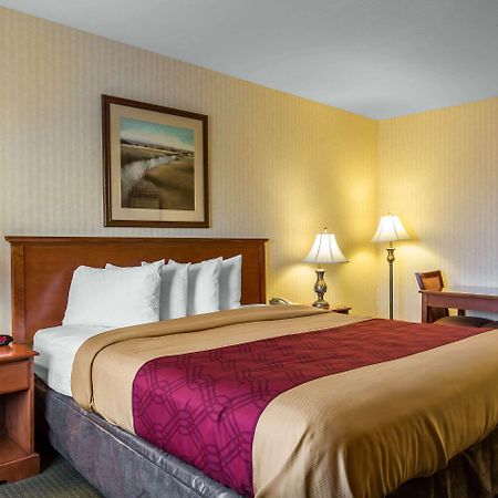Econo Lodge Inn & Suites Riverside - Corona מראה חיצוני תמונה